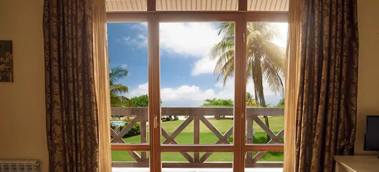 Residential Garden Window Enclosure Repair in Jacksonville Beach, FL